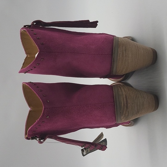 1540- Dingo Suede Ankle Women's Boots Size 8.5 M NWT - Picture 4 of 10